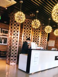 点击看大图 -THE QUEEN(北京店)