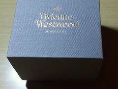 -Vivienne Westwood(上海来福士广场店)