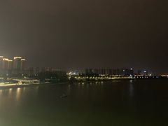 -南京眼步行桥