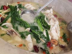 -姚记抚仙湖石锅鱼庄