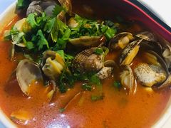 -何记花甲(海岸城旗舰店)
