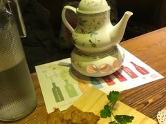 -胡桃里音乐餐厅(陶溪川店)(川湘赣菜·世界百大酒庄直供红酒·音乐表演)