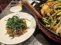 -靠山屯东北农家菜(八龙桥雅苑店)