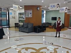 -雅悦齿科(顾村公园店)