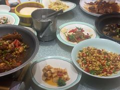 -松沪名灶·豆浆鱼头·新上海菜(飞航吾悦广场店)