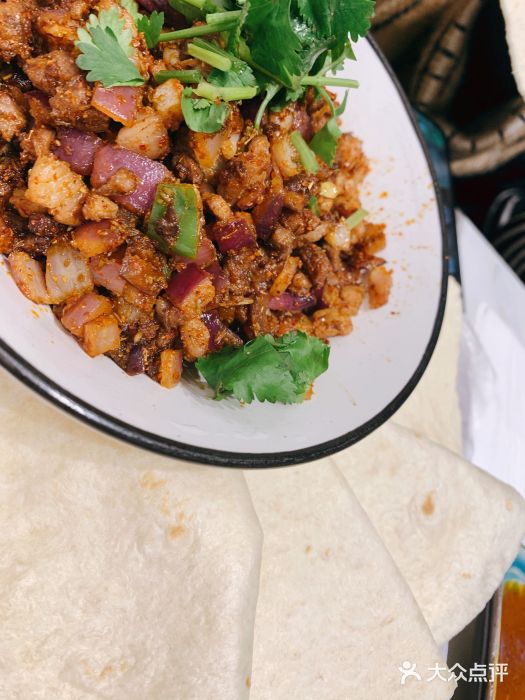 啾啾·家(天府三街店-摩登)孜然羊肉卷饼图片