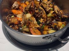 -七欣天香辣蟹火锅(无锡金太湖国际城店)