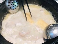 竹笙王猪肚鸡-顺德公广东猪肚鸡·煲仔饭(白石洲店)
