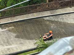 -圣淘沙天际线斜坡滑车