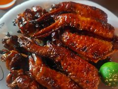 -东海岸人工湖美食村