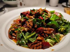-小菜园新徽菜(镇江丹阳吾悦店)