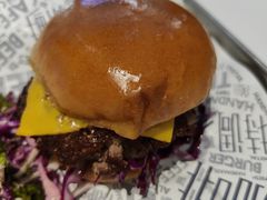 菠萝快车汉堡-TRIPS BURGER(大钟寺店)