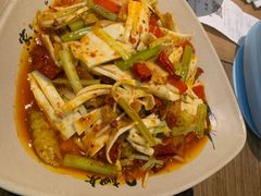 -肖四女乐山跷脚牛肉(世博源店)