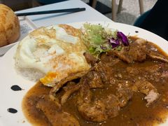 我爱吃肉双蛋黑椒带骨猪扒饭-柠檬树茶餐厅(海雅缤纷城店)