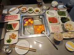 -海底捞火锅(杭州滨江九宜城店)