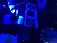 -OMO PARTY HOUSE