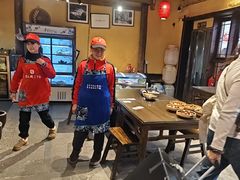 -富正毅三下锅·湘西韵味(天门山索道店)