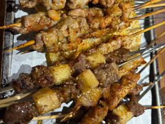 -聚点串吧·北京烧烤(赵登禹路店)