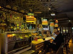 -城墙外BAR