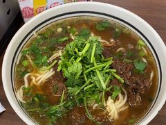 -小马牛肉面·牛骨熬制(南京博物院店)