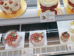 -花花卷卷·鲜食蛋糕(静安久光百货店)