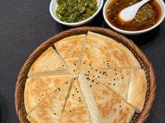 -艳阳天民俗村(公园路店)