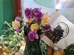 -米德维奇俄式西餐厅(西六道街店)