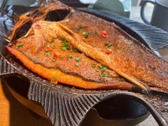 -蜜桃餐厅·伴山(湖滨商业街店)