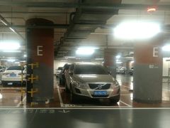 -恒隆广场·停车场