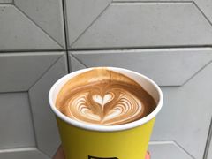 热拿铁-JPG coffee(广州体育西店)