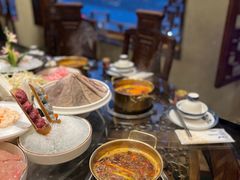 -小天鹅火锅·一线江景洪鼎旗舰店(洪崖洞店)