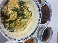 -鲁达面馆本帮风味(共康东路店)