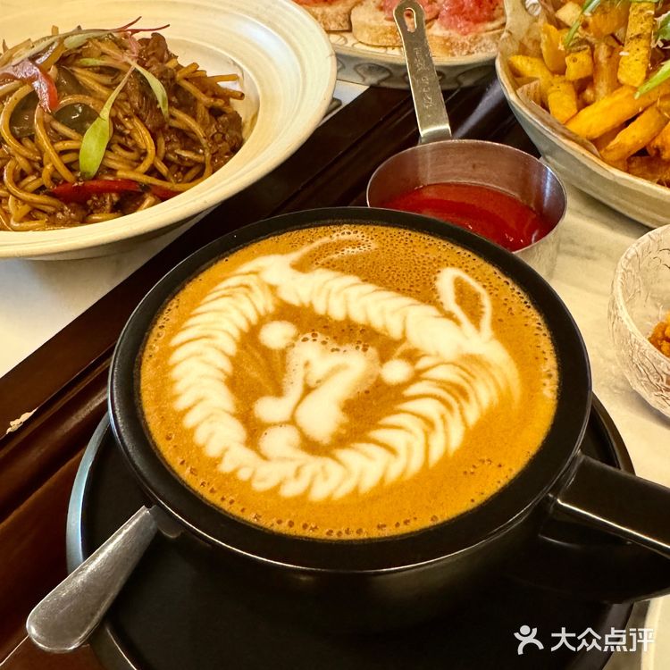 🦙羊羊陪伴的高颜值小酒馆🥞