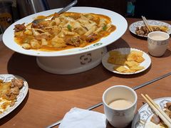 -胡氏大盘鸡新疆菜(石岗店)