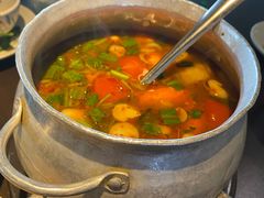 越式酸辣虾汤-大头虾越式风味餐厅(光明广场店)