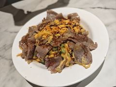 牛肉葱花滑蛋饭-深仔记茶餐厅(亚士厘道店)