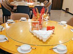 -有红鸡毛店·川菜(建设路店)