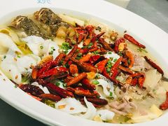 -姚姚酸菜鱼·金戈戈香港豉油鸡(喜荟城联名店)