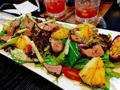 炙烤M3级牛肉沙拉佐百香果梦奇多酱汁-bluefrog蓝蛙(水游城店)