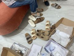 -南京商厦