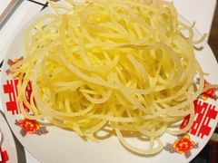 -旧街市鲜货老火锅(大光路店)
