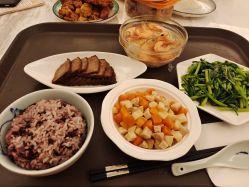 -玥奢国际母婴护理中心(滨江宝龙店)