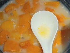 -阿瓦山寨·湘菜现炒·剁椒鱼头王(咸阳总店)