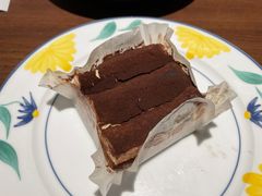 提拉米苏奶酪蛋糕-萨莉亚意式餐厅(龙阳广场店)