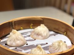 双拼小笼（蟹粉+鲜肉）-穿蒸引鲜·嗲记(正大广场店)