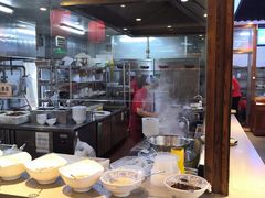 -亿诣蝎府炸酱面羊蝎子火锅(酷车小镇店)