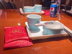 -魏铭鱼头捞饭(晋阳路店)