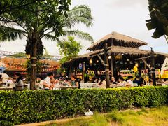 景观位-芭提雅Amporn Seafood自助餐厅