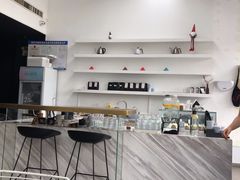 -UNI UNI(环亚凯瑟琳店)