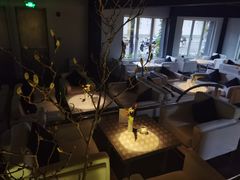 -穹六人间 people 6(岳阳路店)